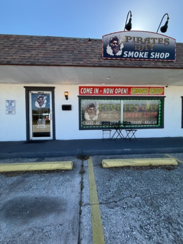 Pirate's Bay Smoke Shop storefront on Anastasia Blvd, St. Augustine FL